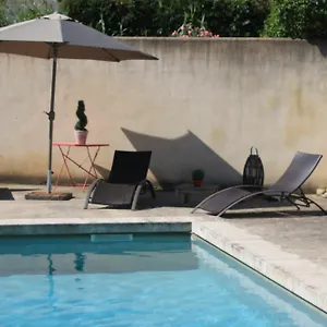  Hébergement de vacances Les Mazets De Pascale